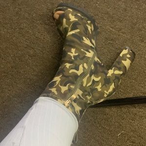 Size 8 Camouflage heels